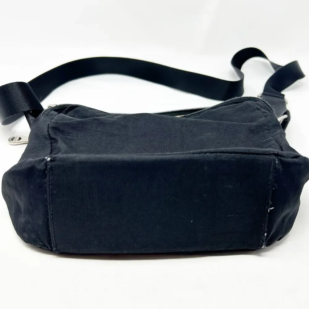 Baggallini Womens High‎ Rise Nylon Zip Turn Lock Sling Crossbody Sport Bag Black